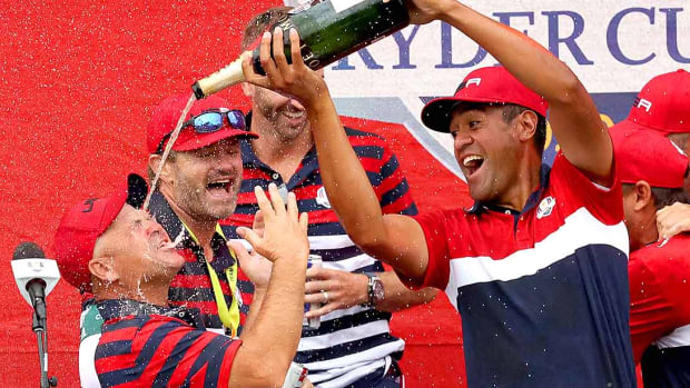Tony-Finau-Celebration